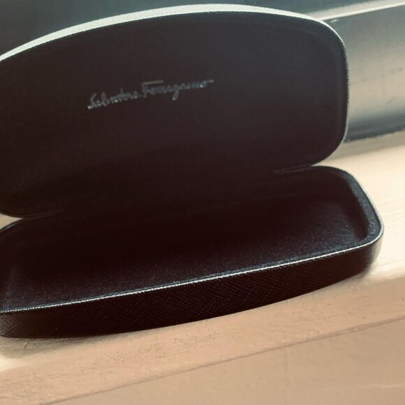 Salvatore Ferragamo Large sunglass case Salvatore Ferragamo - Picture 5 of 5